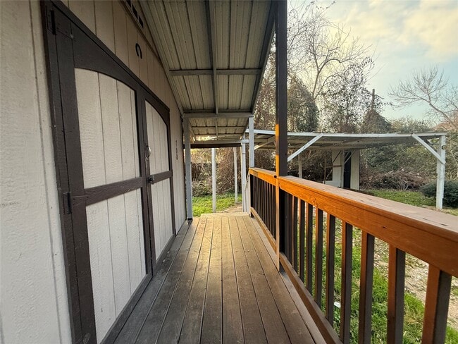 Building Photo - 274 Jewel St