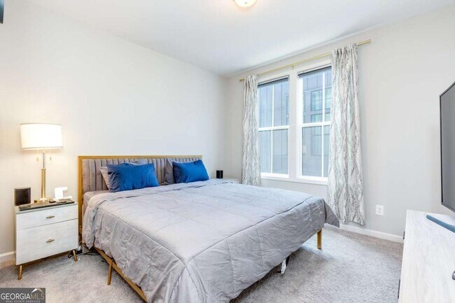 Building Photo - 912 Brees Ct