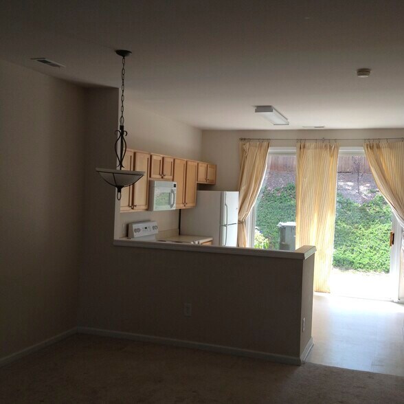 Building Photo - 1808 Natalie Brook Way