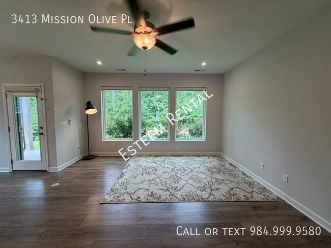 Building Photo - 3413 Mission Olive Pl