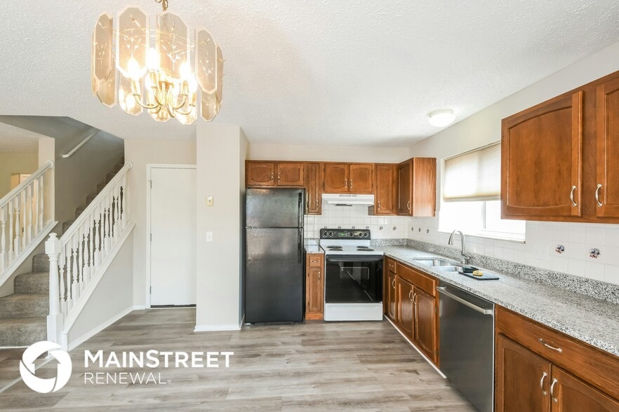 Building Photo - 140 Lamplighter Way