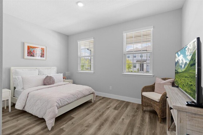 Building Photo - 2205 Broadbrook Dr