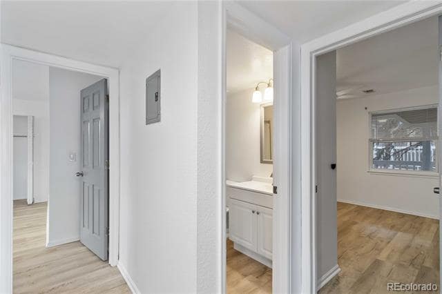 Building Photo - 1263 S Gilbert St