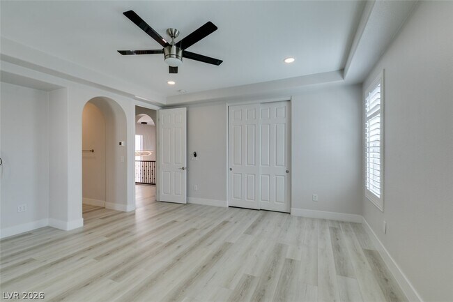 Building Photo - 11370 Merado Peak Dr