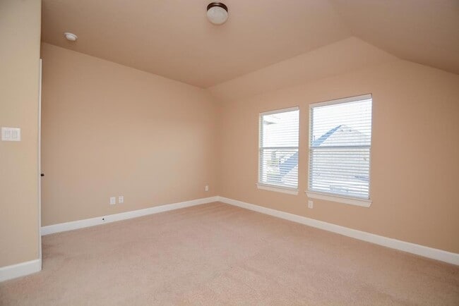 Building Photo - 25939 Celtic Terrace Dr
