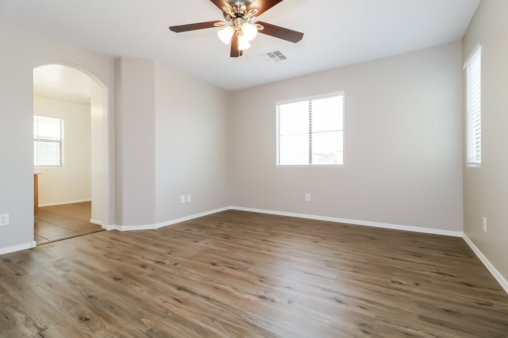 Building Photo - 14069 W Country Gables Dr