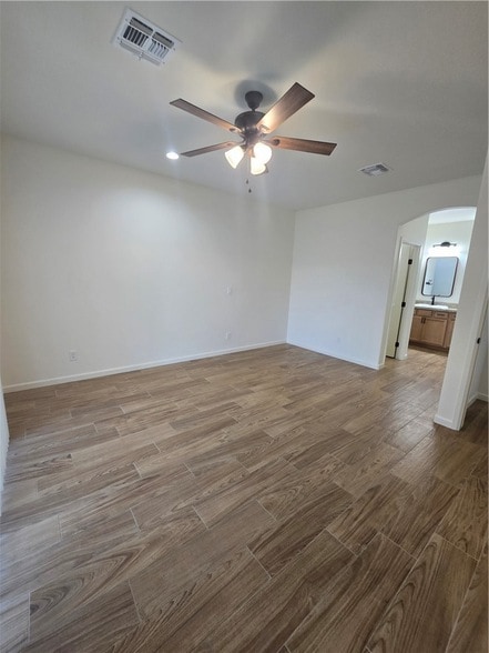 Building Photo - 2459 Davis Ridge Ave