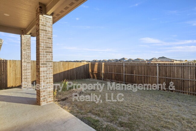 Building Photo - 233 Cherryvale Ln