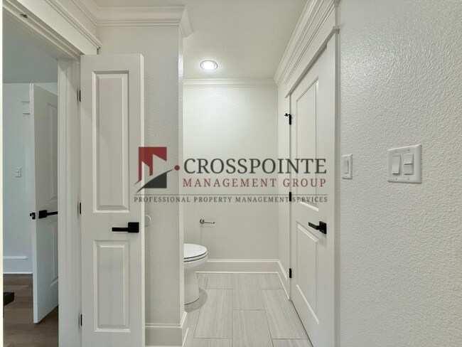 Building Photo - Beautiful 3 Bedroom 2 Bathroom Home in Winona!