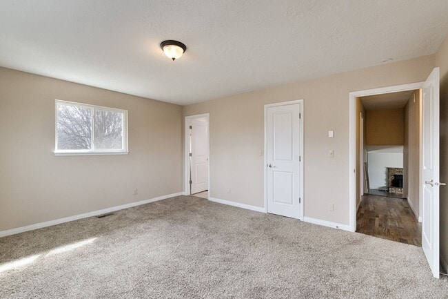 Building Photo - Large home with shop on over 1/2 acre.