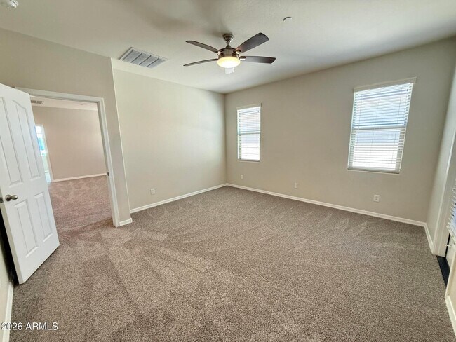 Building Photo - 9237 W Coolbrook Ave