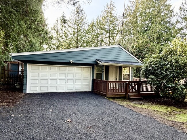 Building Photo - 1907 E 18th St