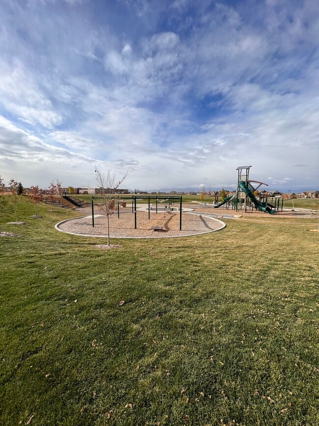 Building Photo - 1116 Highlands Dr