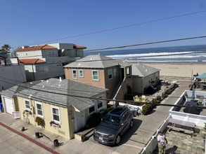 Building Photo - 707 Seagirt Ct