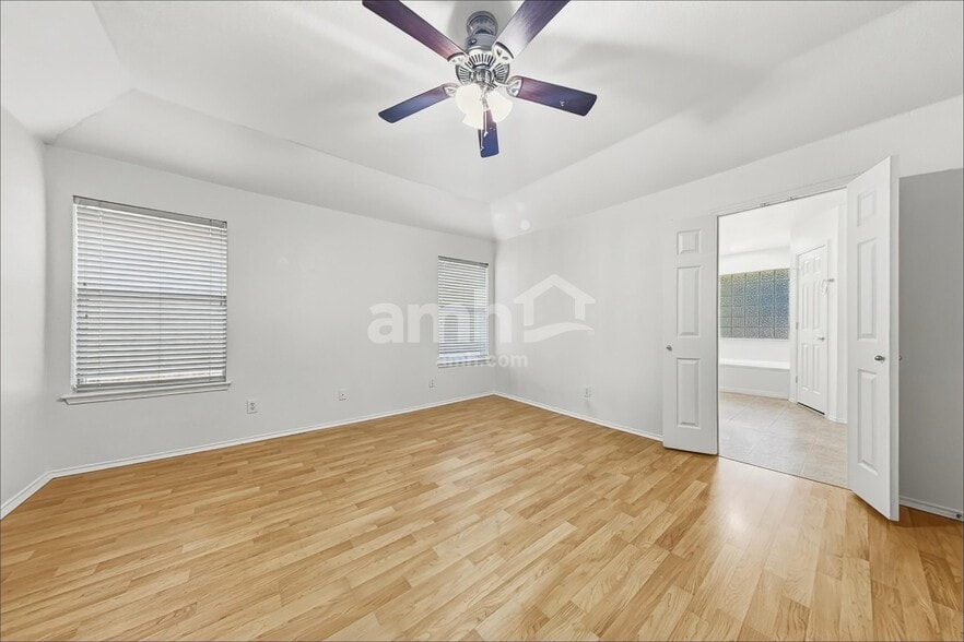 Building Photo - 1000 Redfish Dr