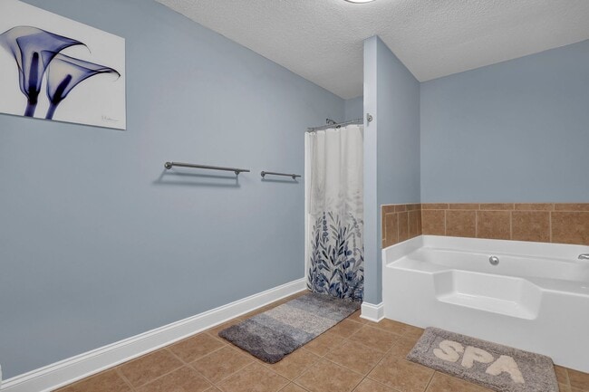 Building Photo - Compass Point - Vacation Rental - Sneads Ferry, NC