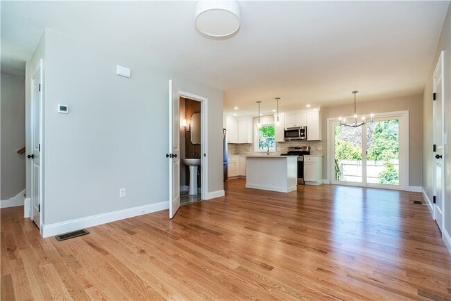 Building Photo - 81 Cadora Ave