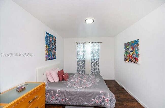 Building Photo - 444 NW 77th St