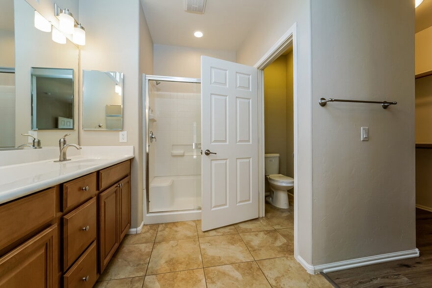 Building Photo - 6853 W Red Snapper Way