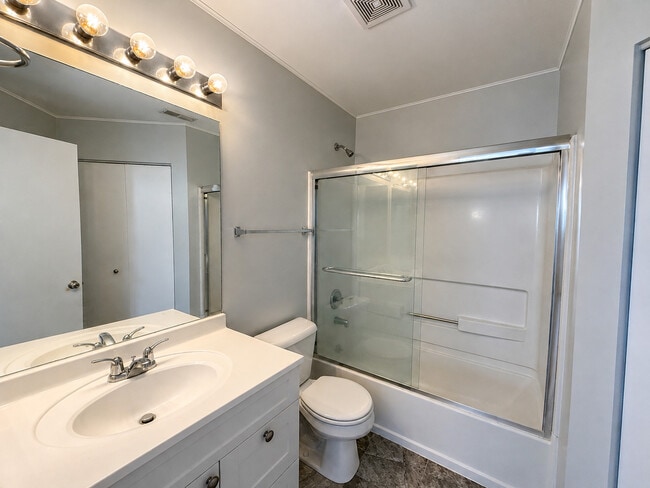 Building Photo - 7134 S Stratton Ln