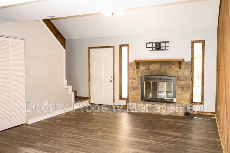 Building Photo - 22 S Germantown Rd