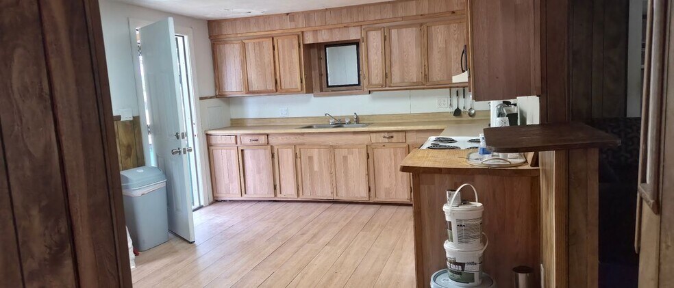 Building Photo - 13298 County Rd 190