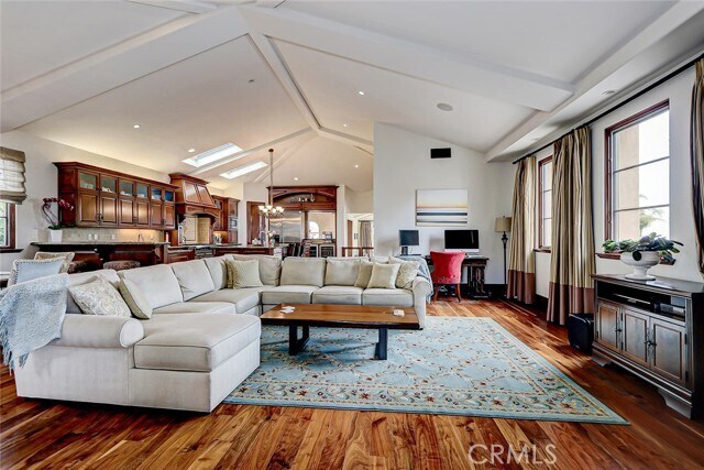 Building Photo - 853 6th St