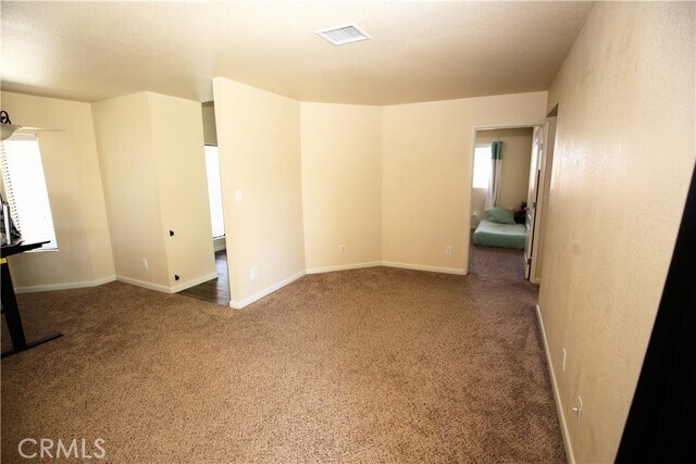 Building Photo - 900 Evert Ct
