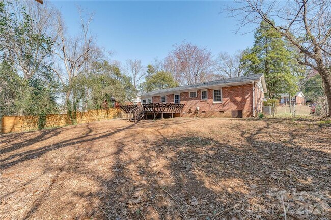 Building Photo - 4914 Kistler Ave