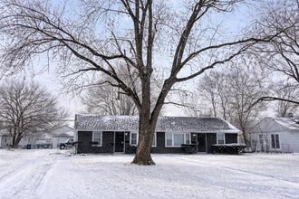 Building Photo - 2022 Rhode Island Ct.