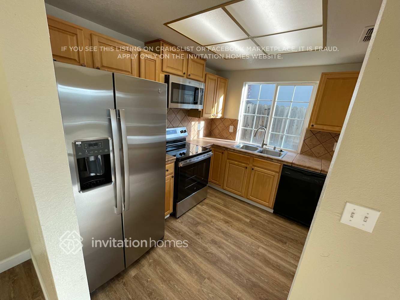 Building Photo - 7840 1st Draw Way