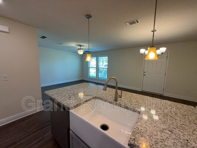 Building Photo - 4397 Village Oak Ln