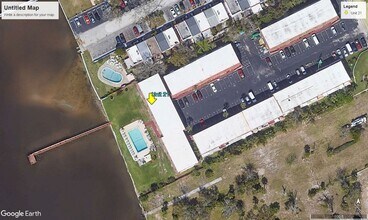 Building Photo - 2 bedroom 2 bath Direct river front.