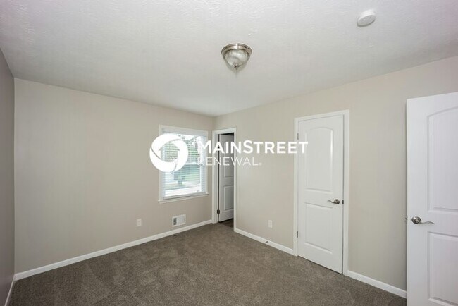 Building Photo - 3 Bedroom Pet-Friendly Home in College Park, GA with Main Street Renewal