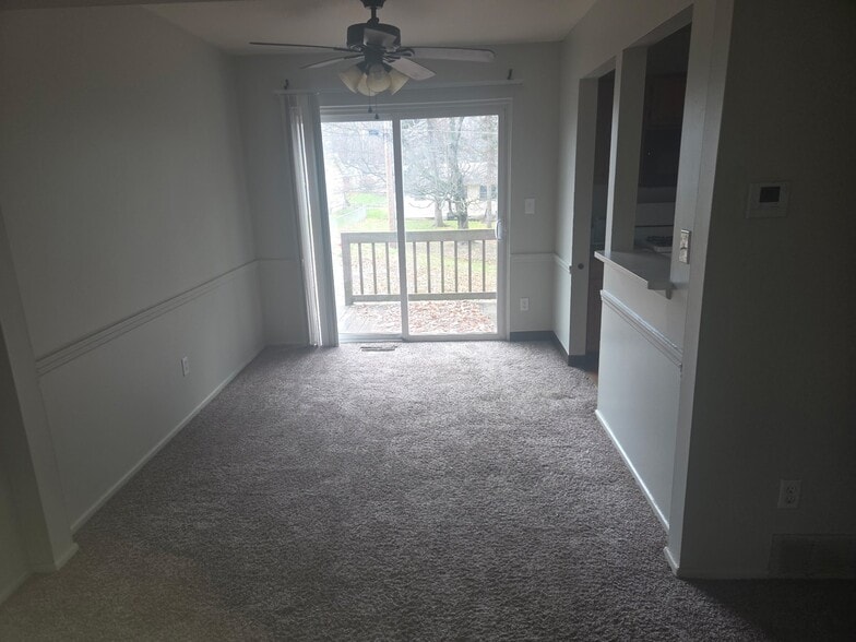 Building Photo - 413 Mathews Rd