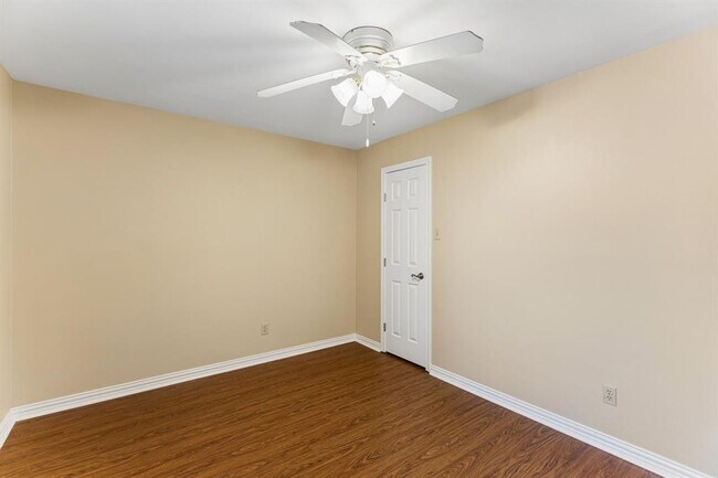 Building Photo - 8340 Fathom Cir