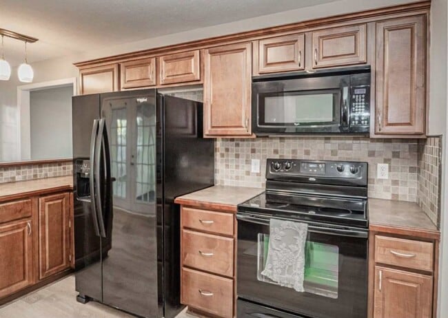 Building Photo - 4213 Hunters Trce