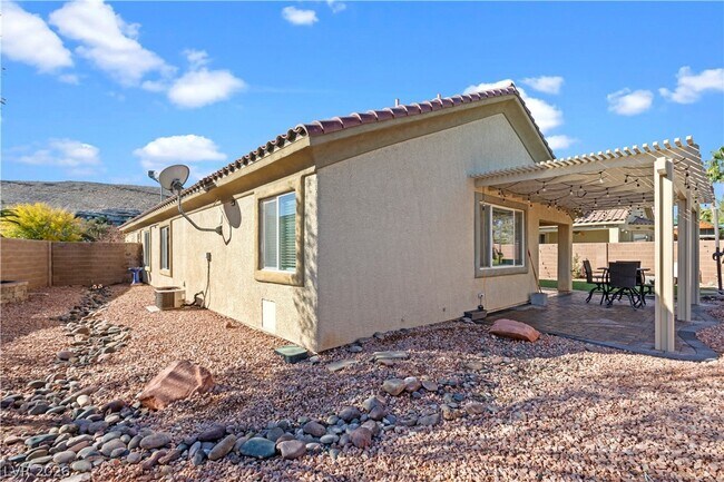 Building Photo - 4346 Prada Pl