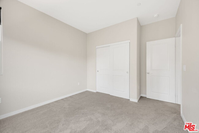 Building Photo - 746 Farrier Wy