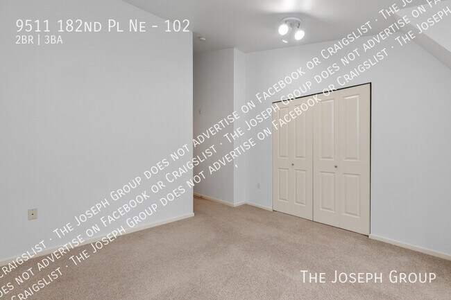 Building Photo - 9511 182 Pl NE