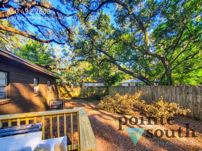 Building Photo - 3BD/1.5BA near Hwy 29 and I10
