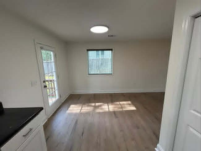 Building Photo - 151 Whispering Glen Cir