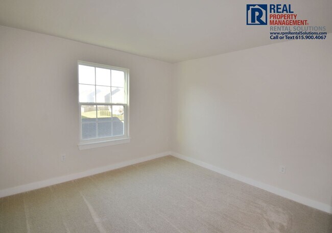 Building Photo - Amazing, modern and spacious home! 4 bd, 2...