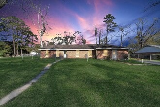 Building Photo - 5103 Karu Dr