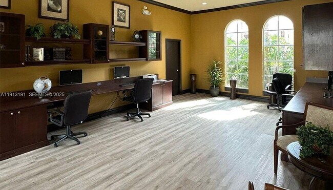 Building Photo - 2120 W Preserve Way