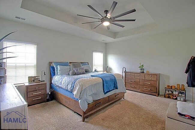 Building Photo - 57 Gracyn Ln