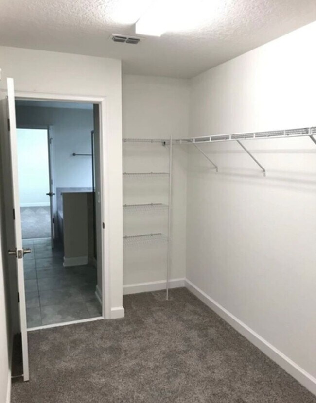 Building Photo - House For Lease in Winter Garden