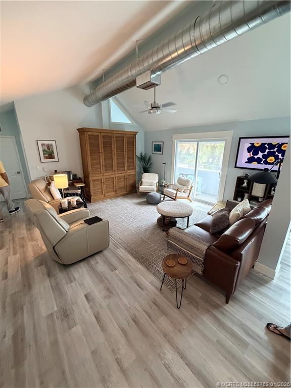 Building Photo - 310 SE Denver Ave