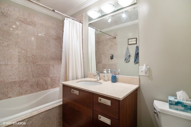 Building Photo - 1903 N Humboldt Blvd