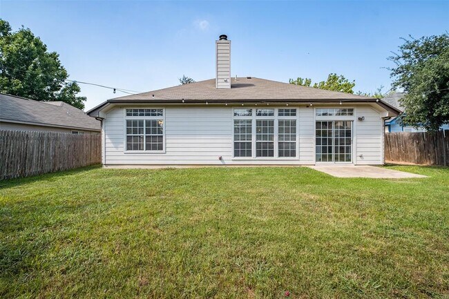 Building Photo - 119 Tanner Cir